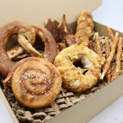 D-tails Honden Brunchbox - Cadeaubox 5 D-tails Honden Brunchbox - Cadeaubox -Hondenspullen Series Winkel d tails honden brunchbox cadeaubox 2